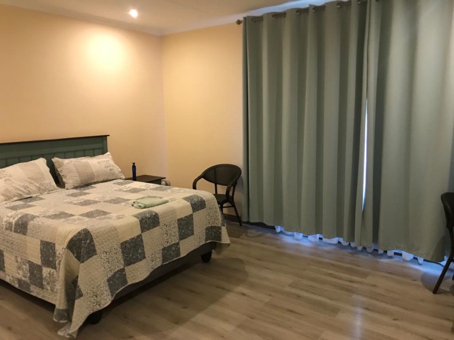 6 Bedroom Property for Sale in Bodorp North West